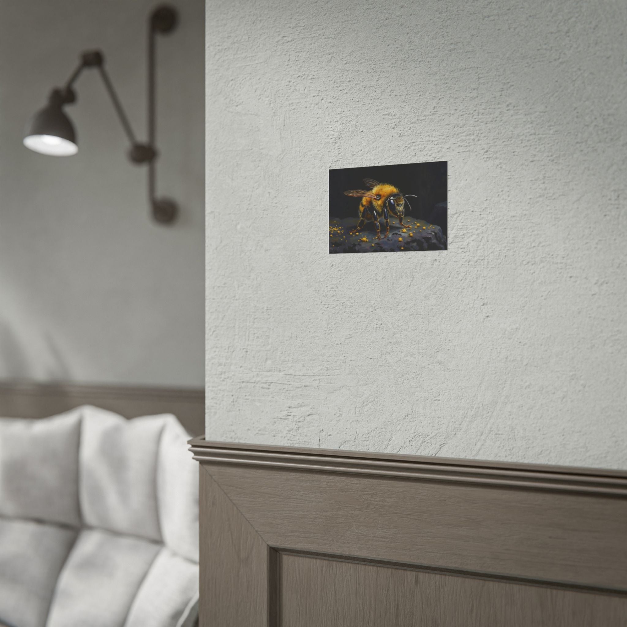 Bumblebee Close-Up Poster — Realistic Insect Wall Art (Rolled Poster)