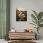 Muurposter met vlinder op roze roos 