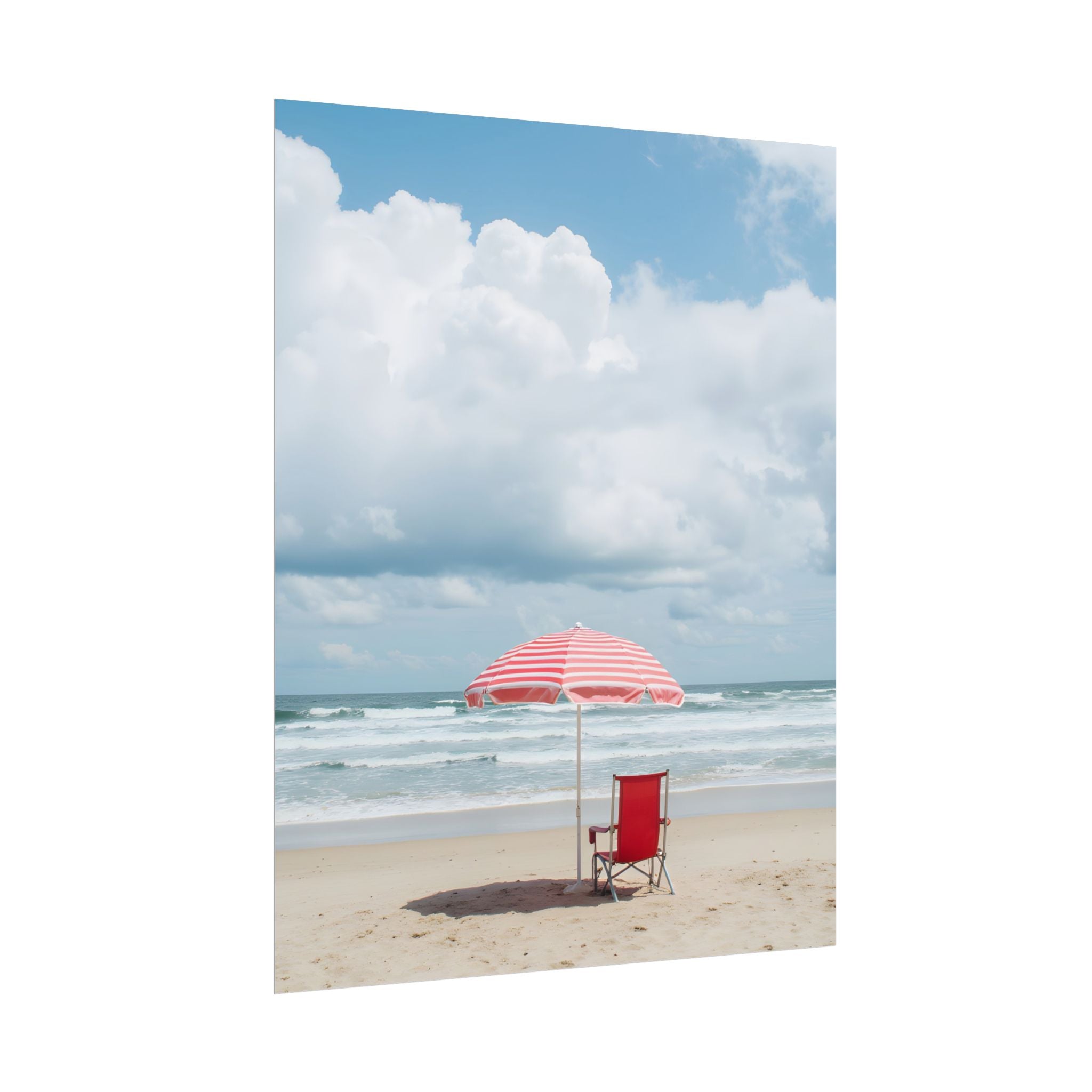 Een herinnering aan een zonovergoten stranddag met strandstoel en parasol - Poster 