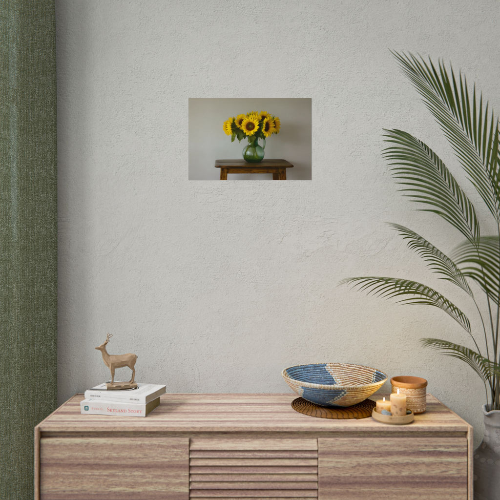 Zonnebloemen in een groene kruik - Muurdecoratie - Poster 