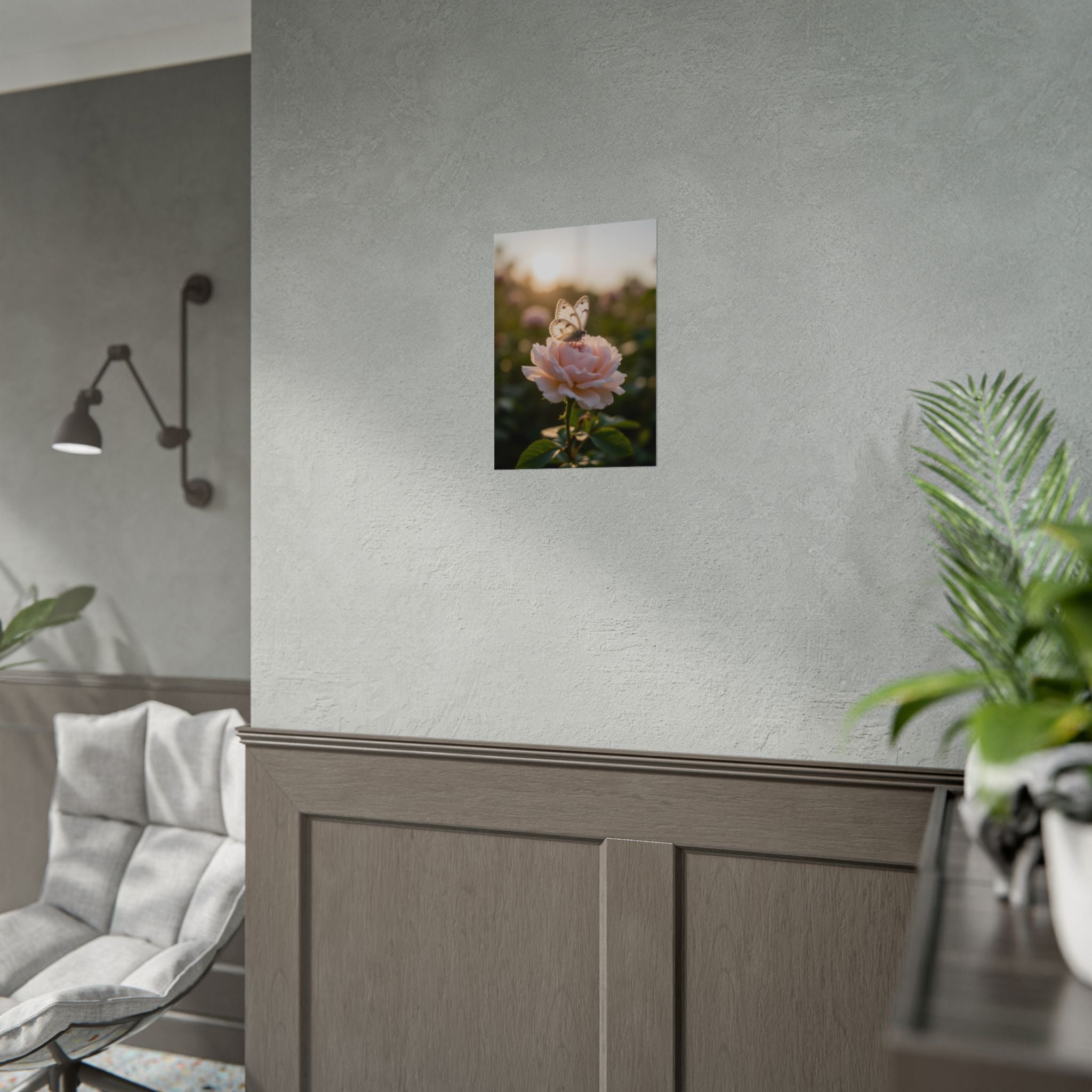 Muurposter met vlinder op roze roos 