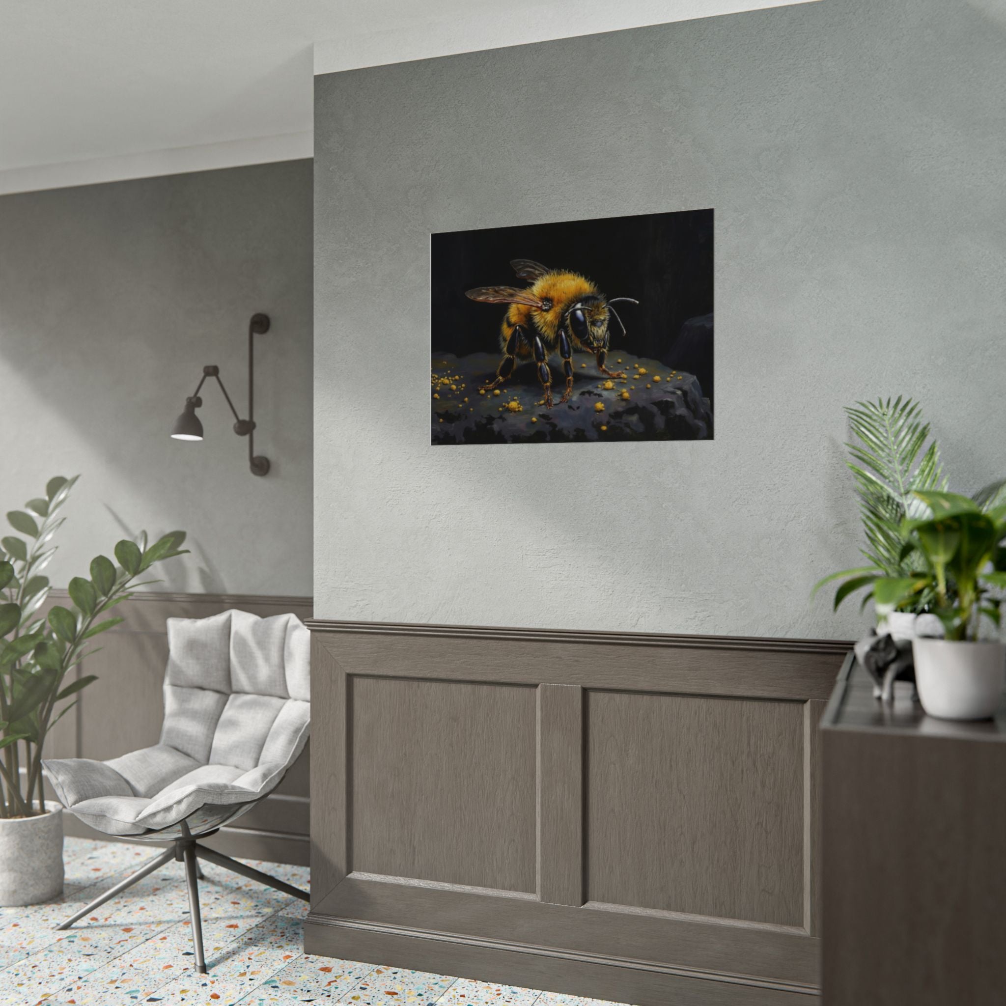 Bumblebee Close-Up Poster — Realistic Insect Wall Art (Rolled Poster)