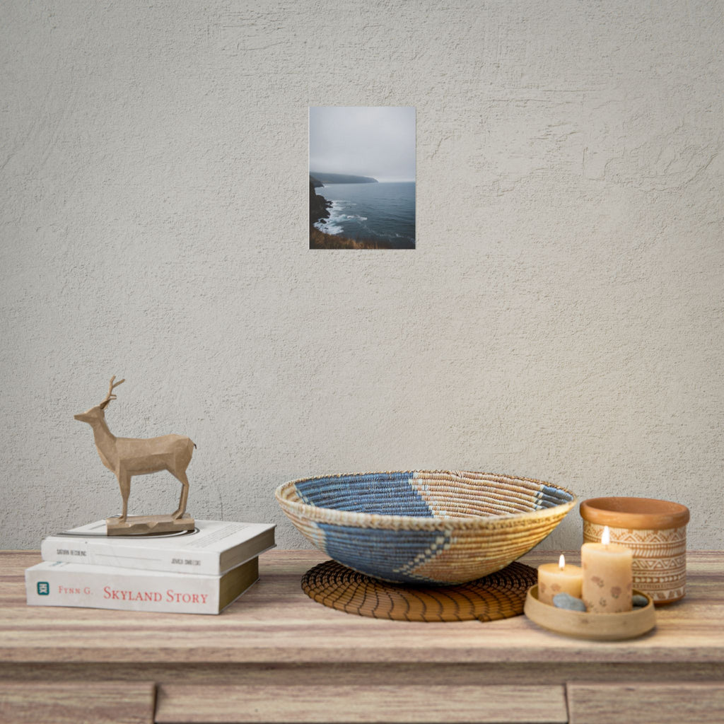 Muurdecoratie met mistige kustklif - Poster 