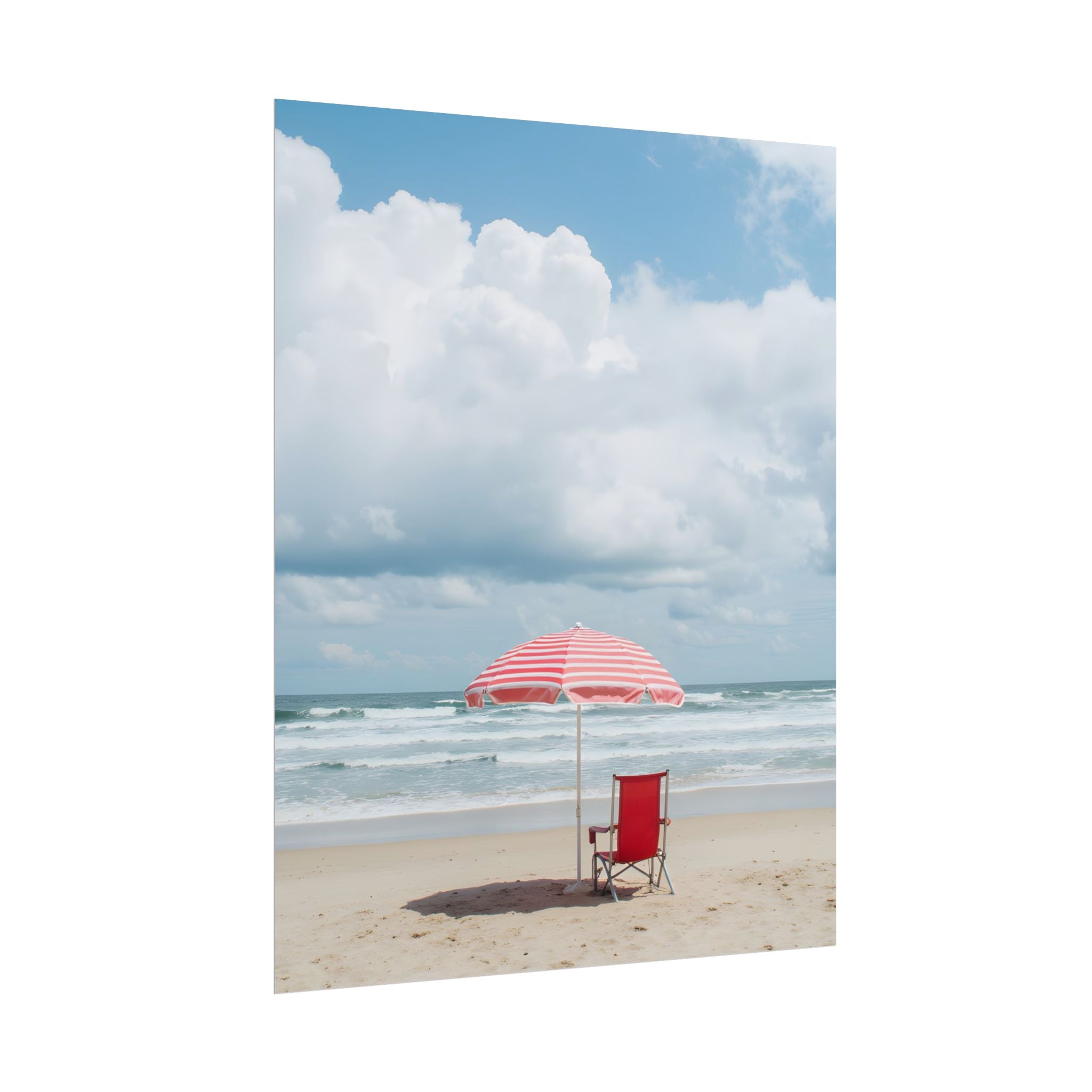 Een herinnering aan een zonovergoten stranddag met strandstoel en parasol - Poster 
