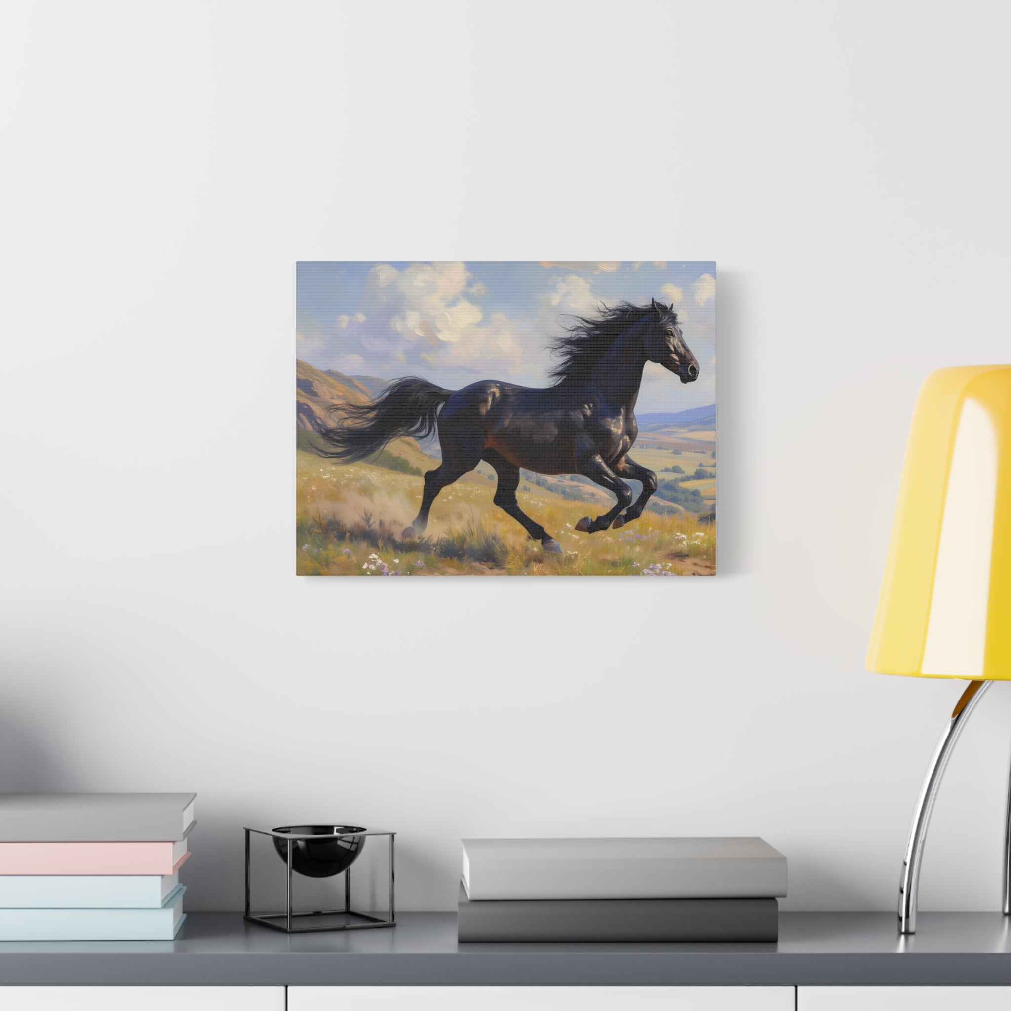 Muurdecoratie met een rennende zwarte hengst - Paardenschilderij - Gespannen canvas 