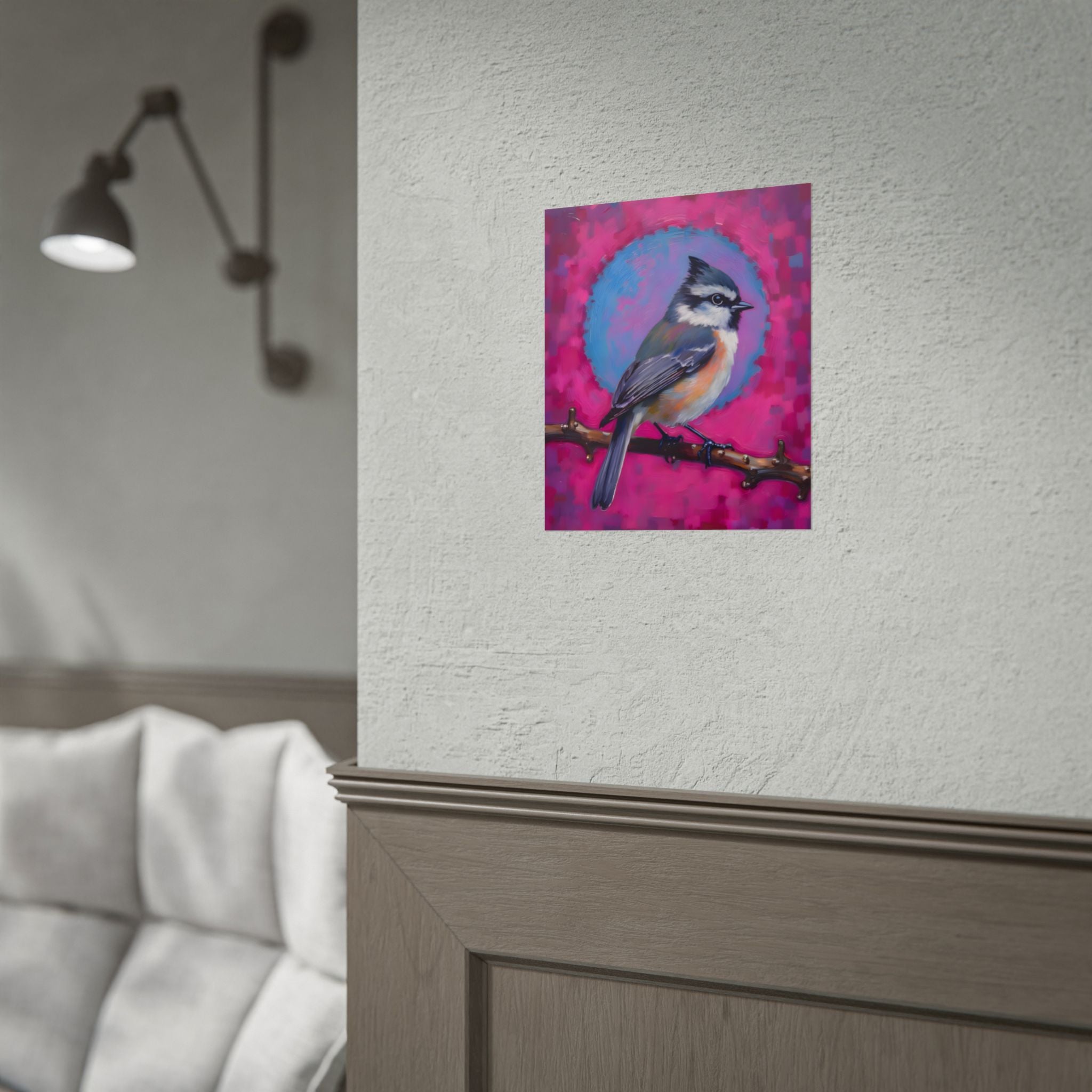 Kleurrijke Zangvogel Poster — Blauwe Gaai Kunstprint op Levendige Roze Achtergrond